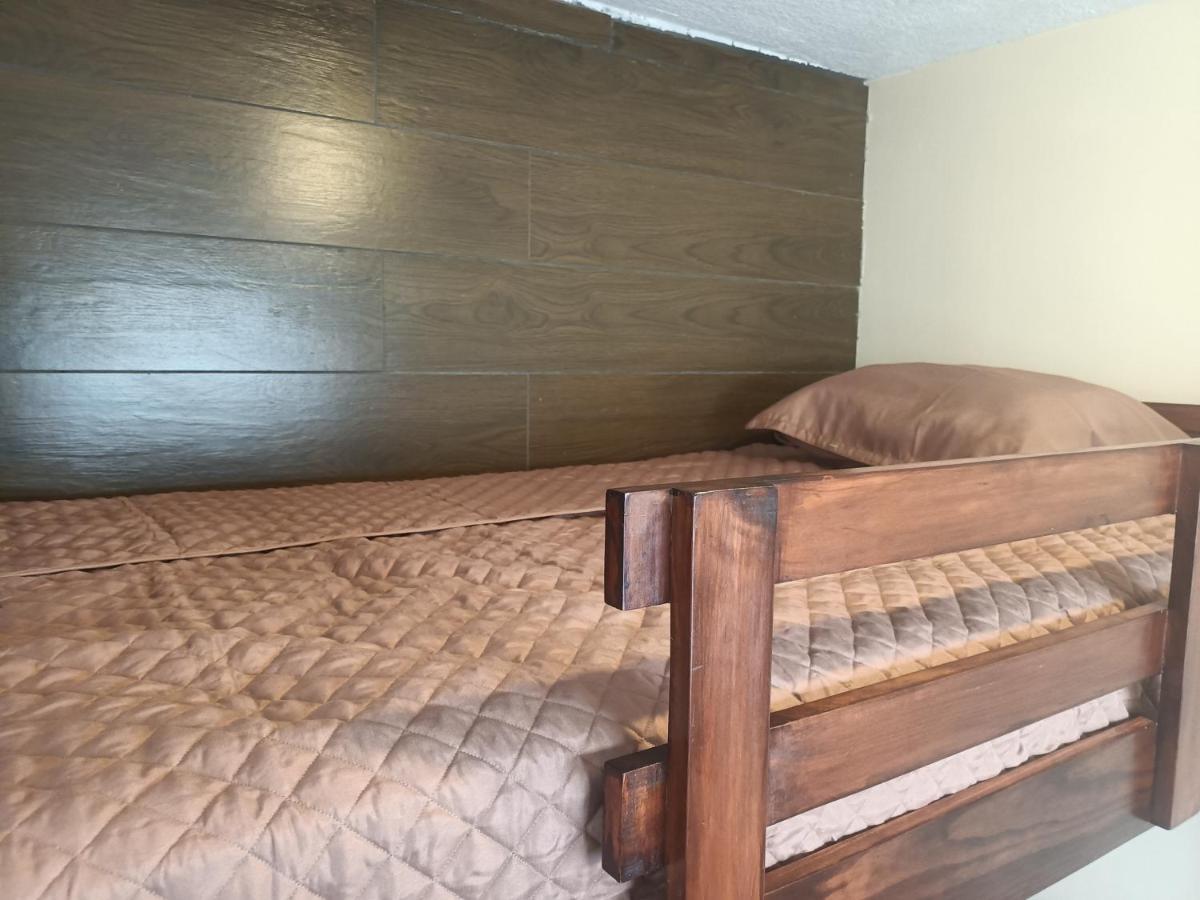 Budget Hostel Guatemala Экстерьер фото